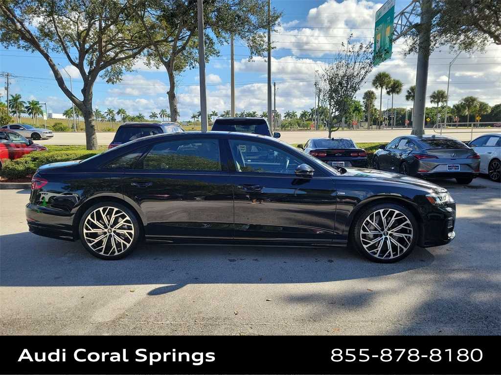 Thumbnail: 2022 Audi A8 - 9