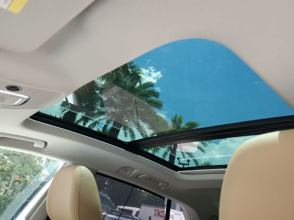 Thumbnail: 2025 Audi Q8 - 15