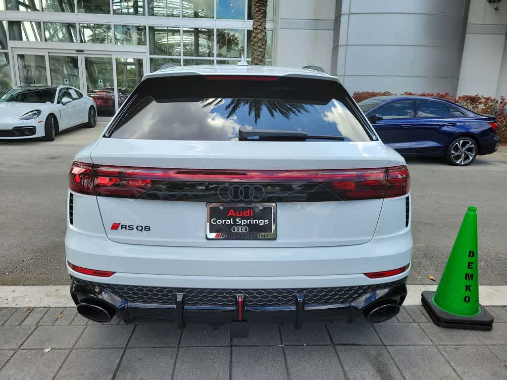 Thumbnail: 2026 Audi RS Q8 - 7