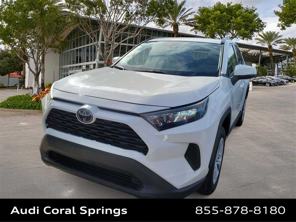 Thumbnail: 2019 Toyota RAV4 - 1