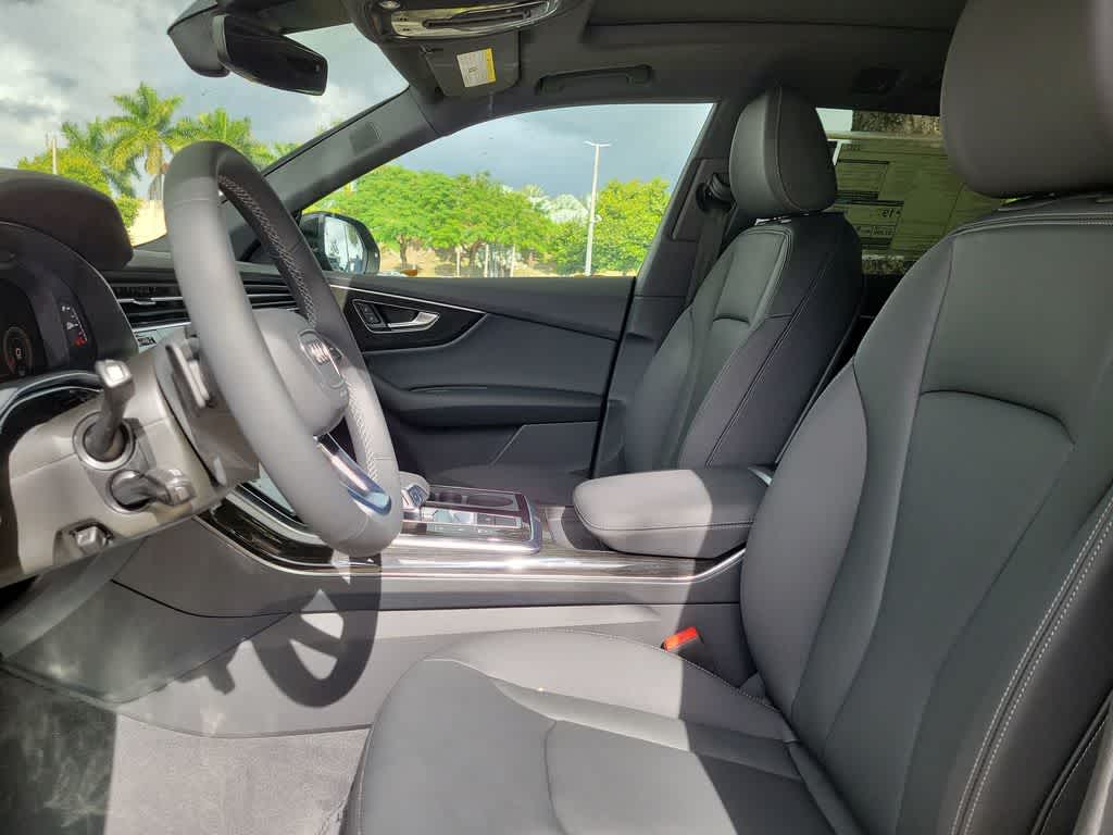 Thumbnail: 2026 Audi Q8 - 11