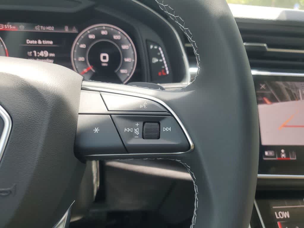 Thumbnail: 2025 Audi Q8 - 18