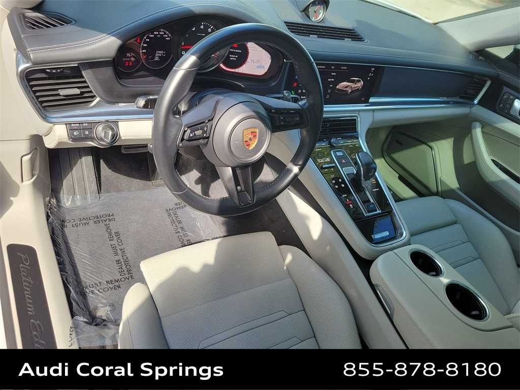 Thumbnail: 2022 Porsche Panamera - 10