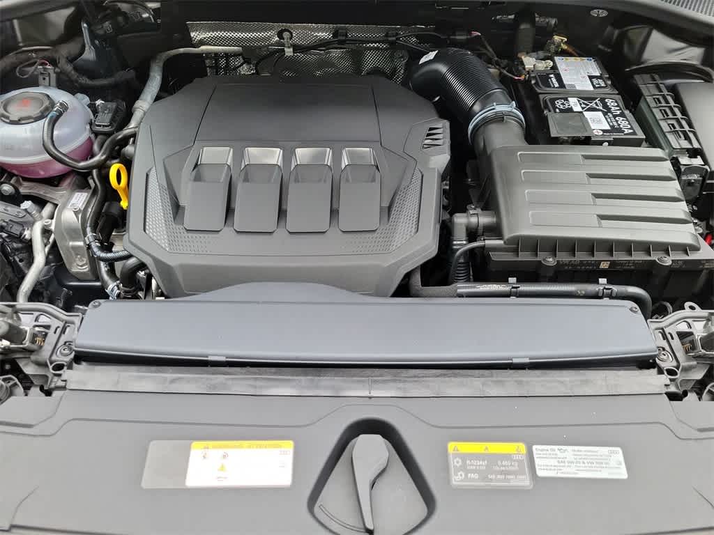 Thumbnail: 2025 Audi Q3 - 9