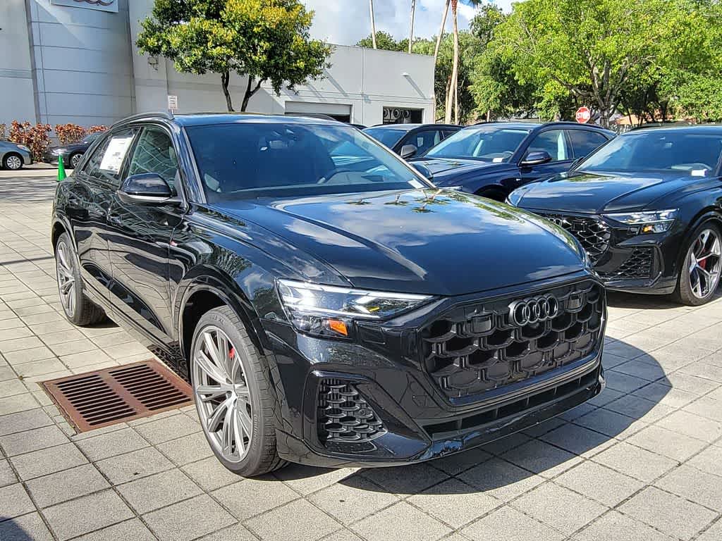 Thumbnail: 2026 Audi Q8 - 2
