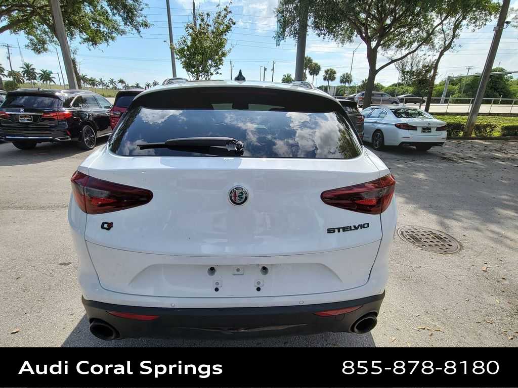 Thumbnail: 2019 Alfa Romeo Stelvio - 7