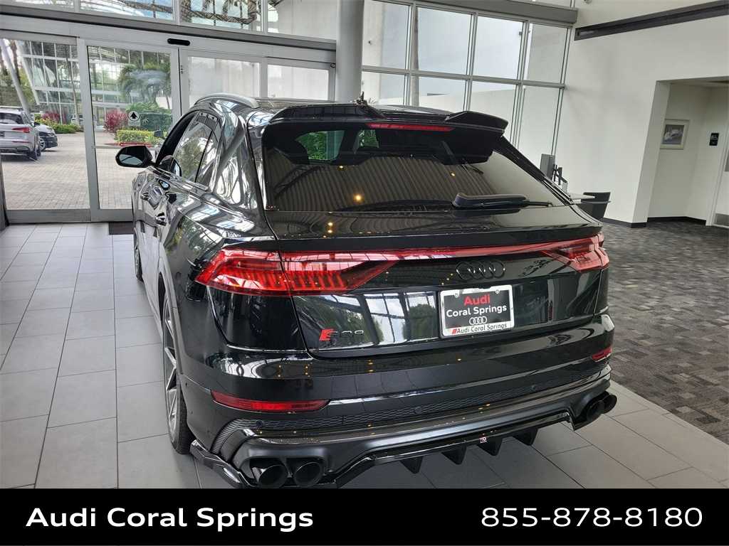Thumbnail: 2023 Audi SQ8 - 12