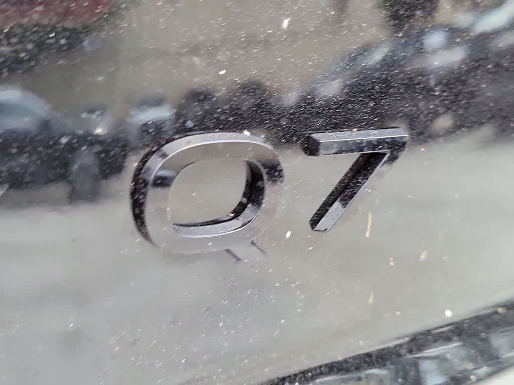 Thumbnail: 2026 Audi Q7 - 15