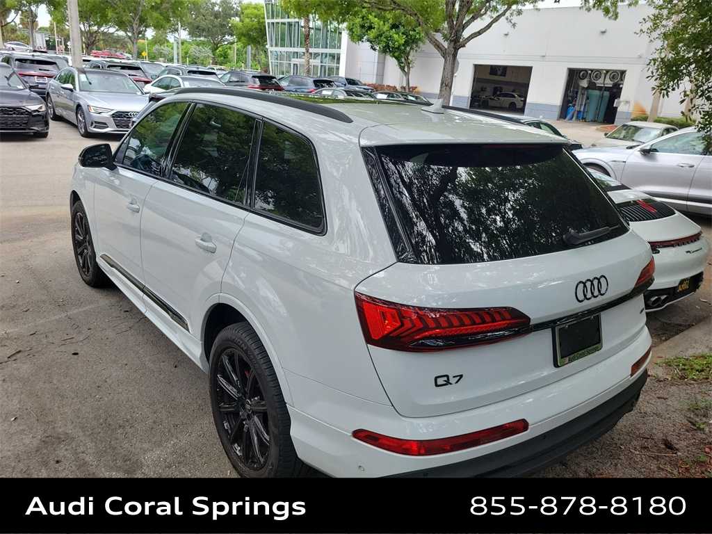 Thumbnail: 2023 Audi Q7 - 25