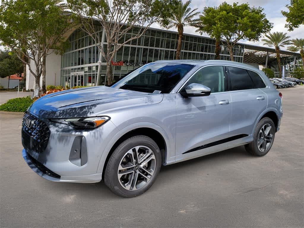 Thumbnail: 2025 Audi Q5 - 1