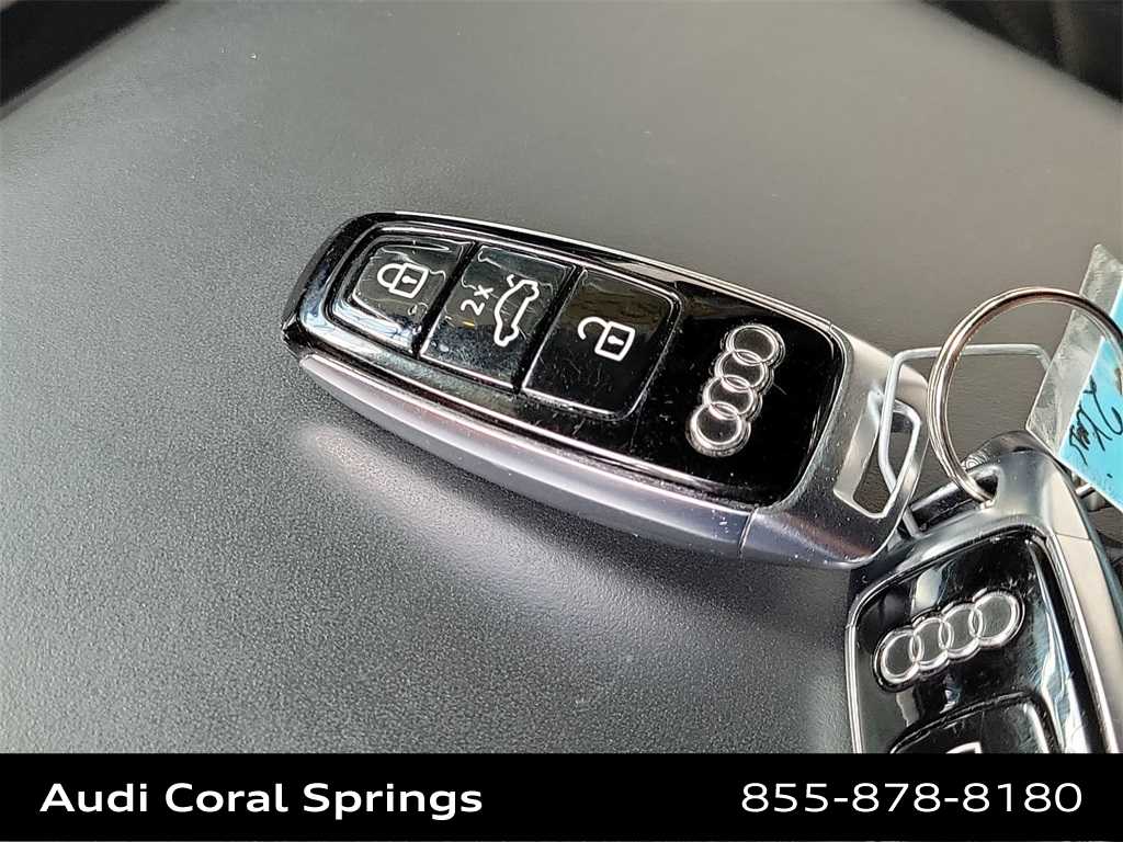 Thumbnail: 2023 Audi SQ8 - 28