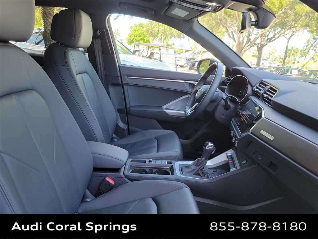 Thumbnail: 2024 Audi Q3 - 14