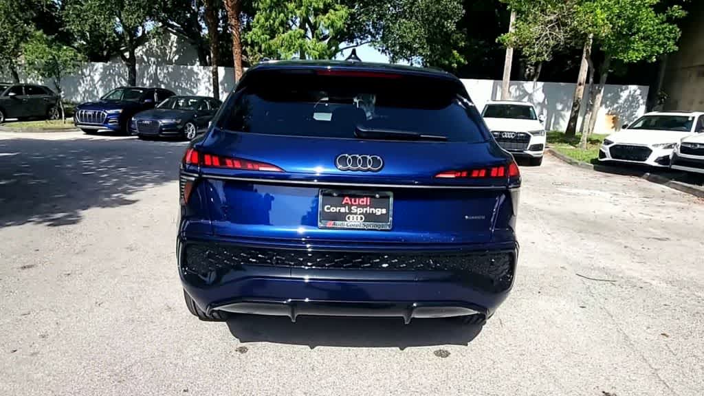 Thumbnail: 2026 Audi Q3 - 7