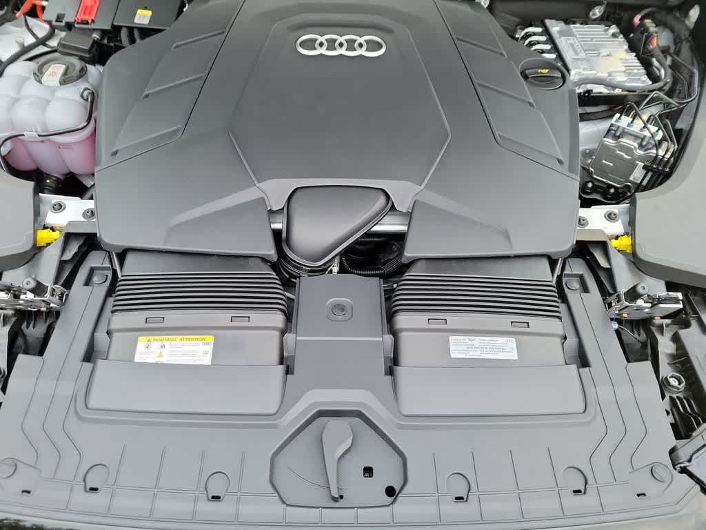 Thumbnail: 2026 Audi Q8 - 17