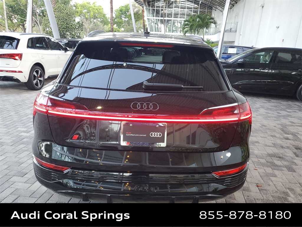 2024 Audi Q8 e-tron Prestige 13
