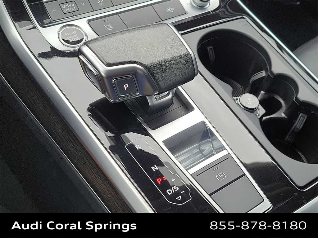 Thumbnail: 2022 Audi Q7 - 25