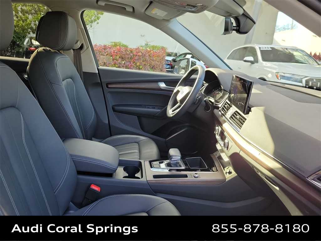 Thumbnail: 2023 Audi Q5 - 22