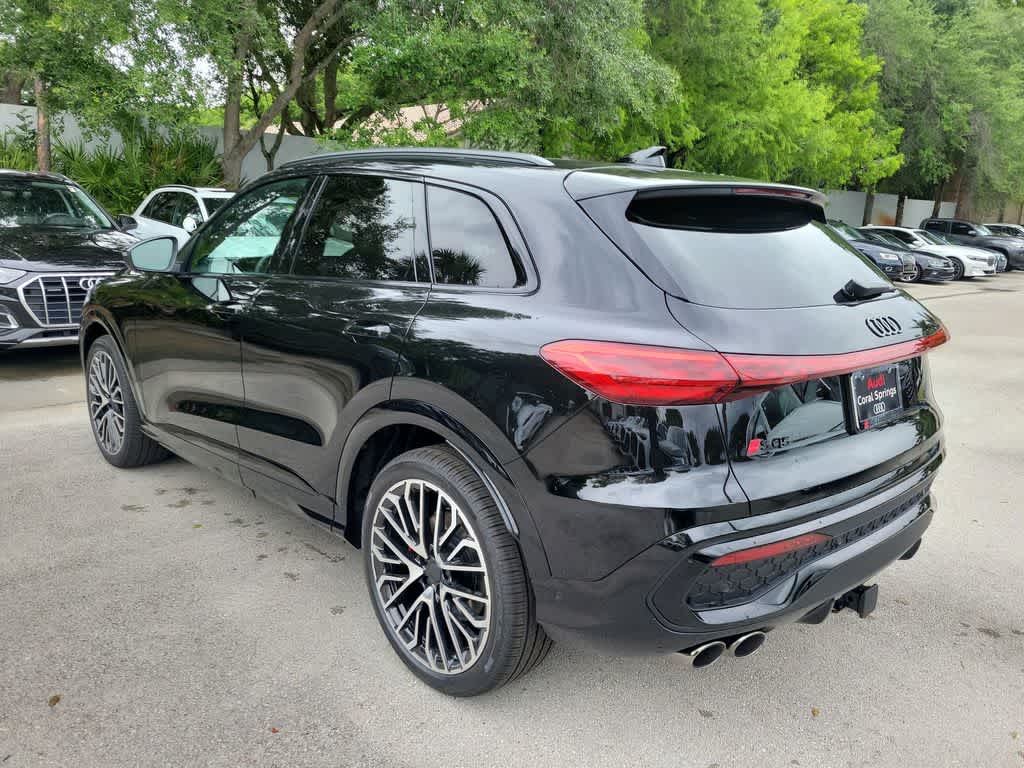 Thumbnail: 2026 Audi SQ5 - 6