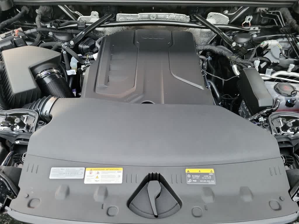 Thumbnail: 2025 Audi Q5 - 9