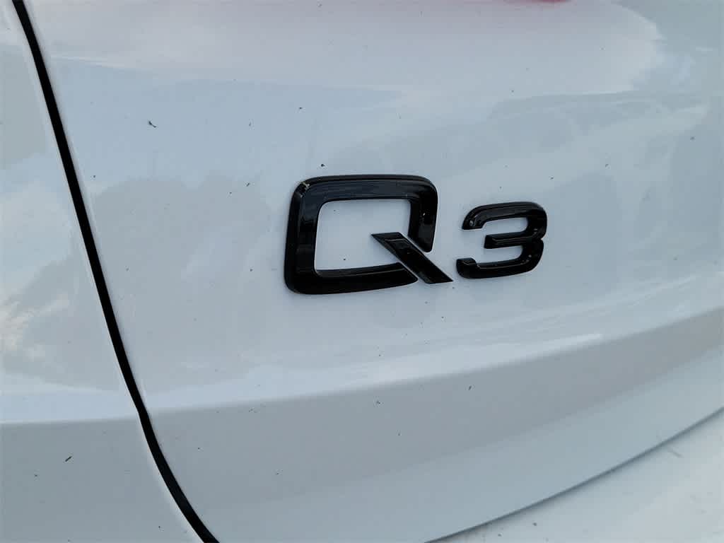 Thumbnail: 2025 Audi Q3 - 15