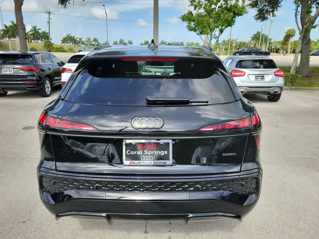 Thumbnail: 2026 Audi Q3 - 5