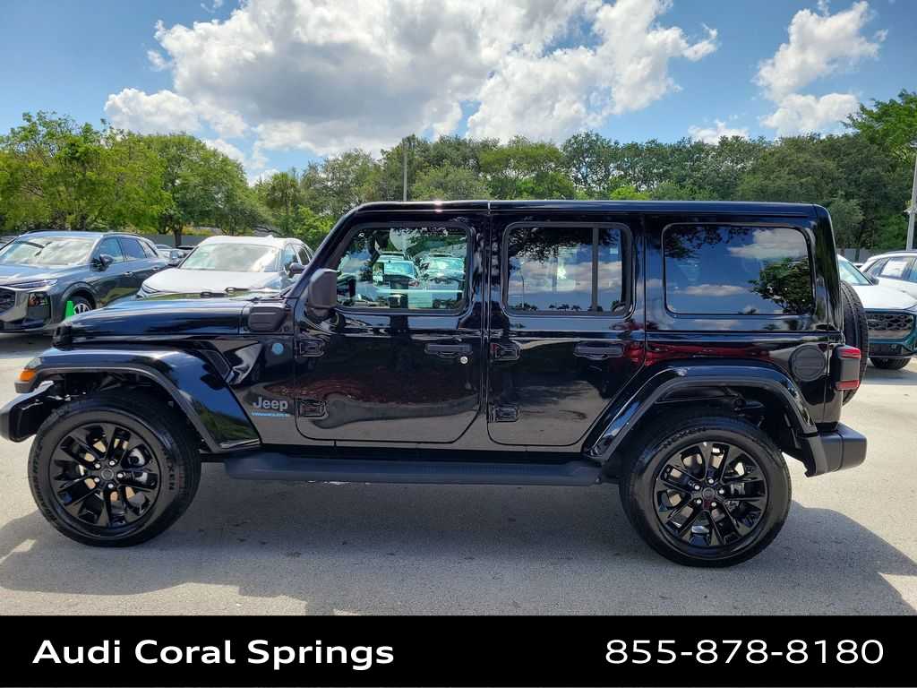 Thumbnail: 2025 Jeep Wrangler - 11