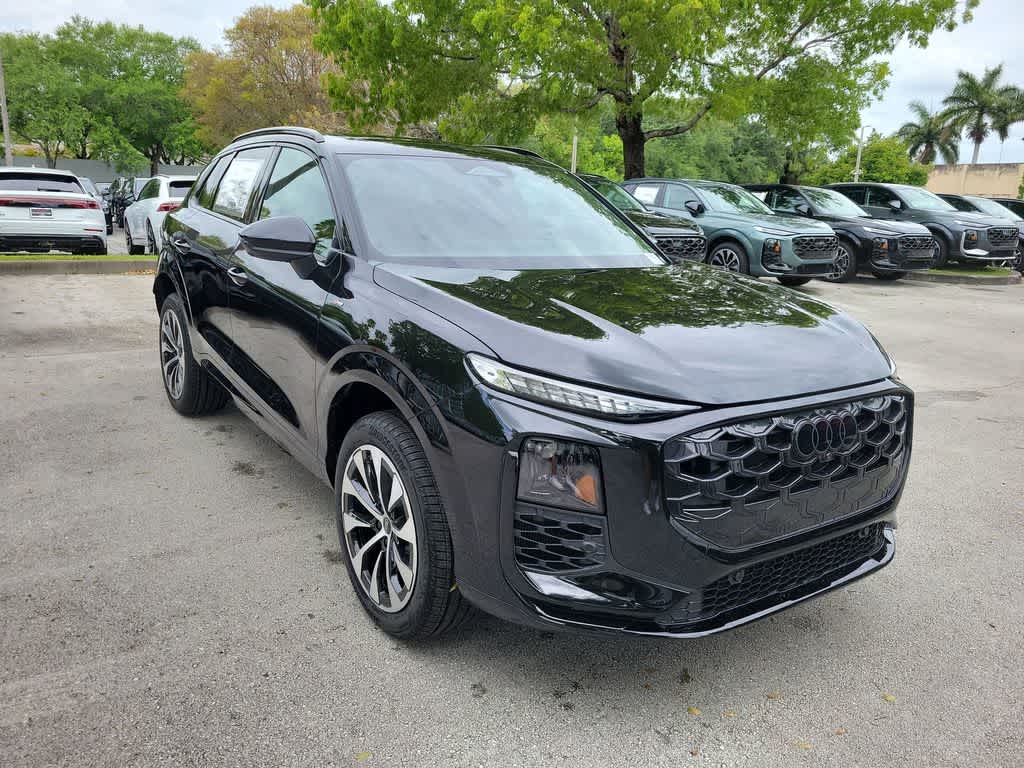 Thumbnail: 2026 Audi Q3 - 2
