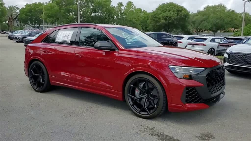 Thumbnail: 2025 Audi RS Q8 - 2