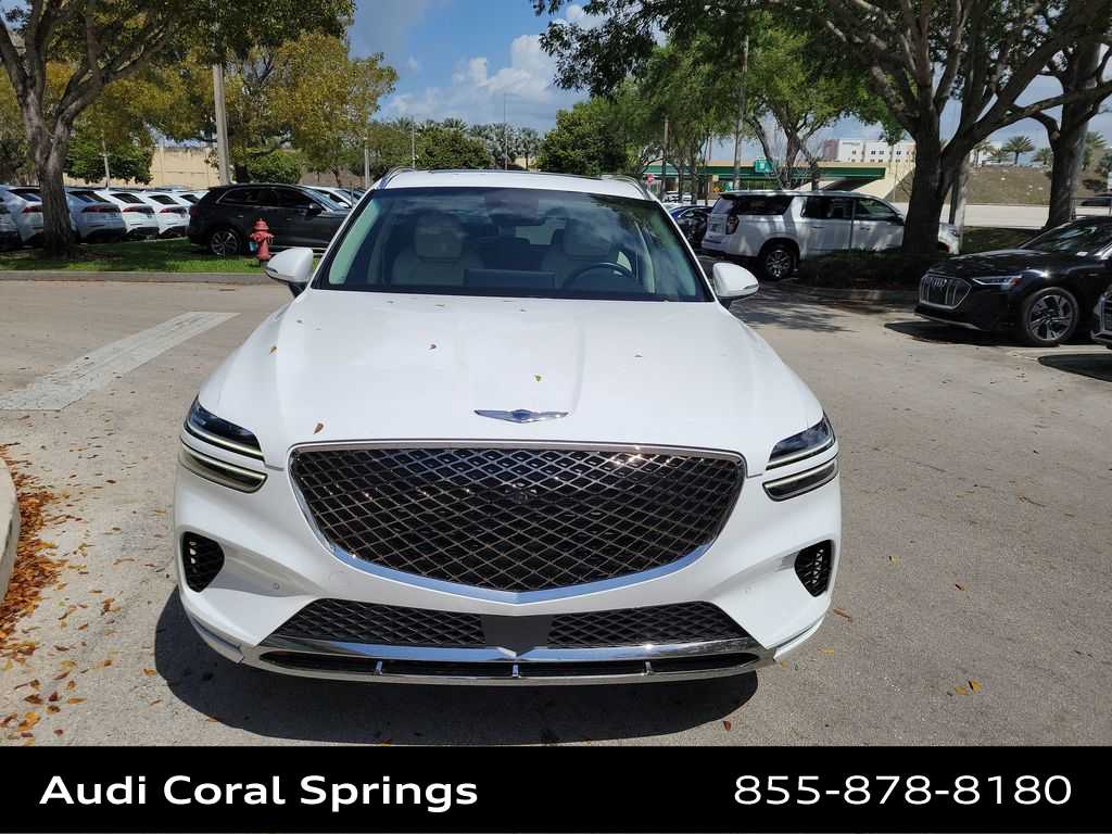 Thumbnail: 2022 Genesis GV70 - 3