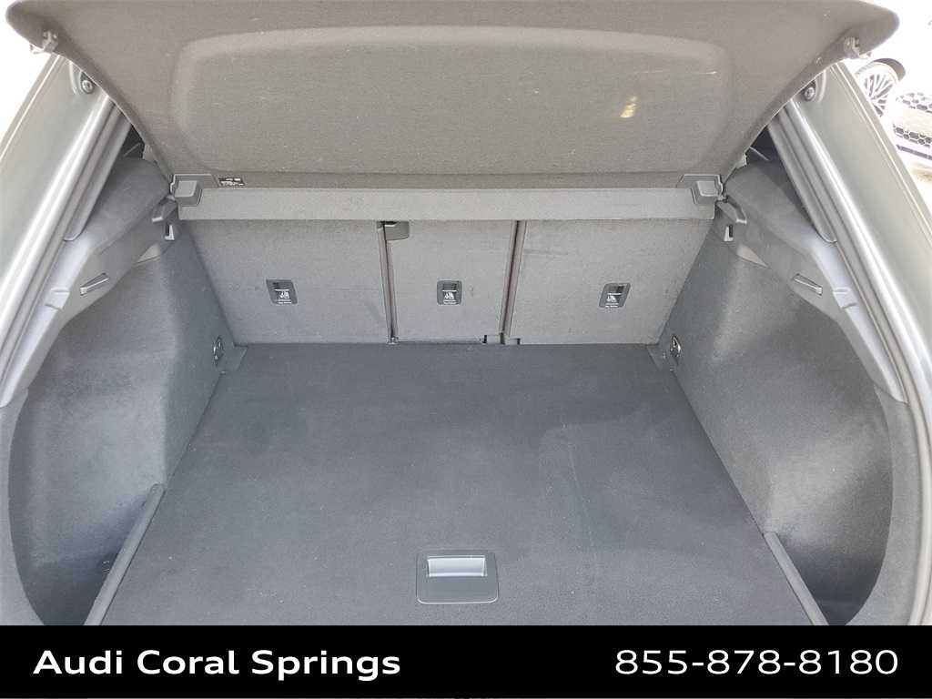 Thumbnail: 2022 Audi Q3 - 27