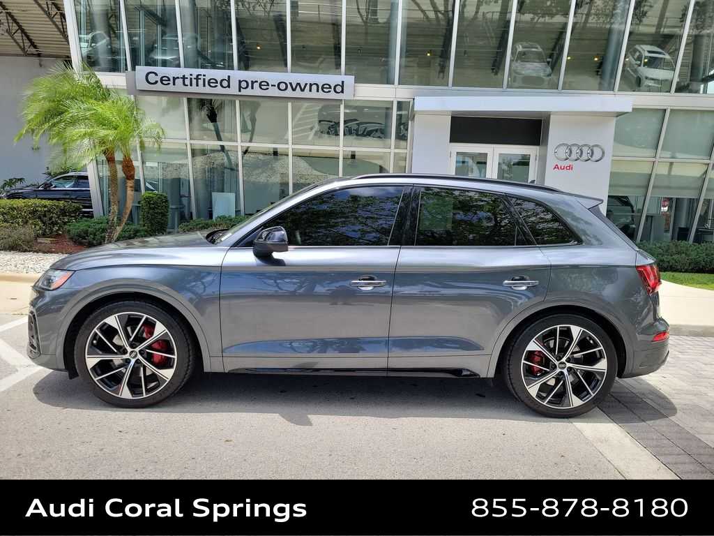 Thumbnail: 2024 Audi SQ5 - 11
