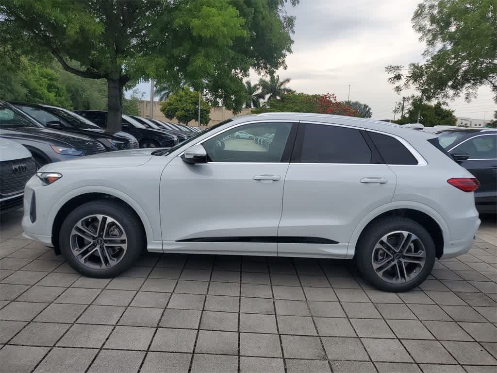 2025 Audi Q5 2.0T Premium Plus photo 3