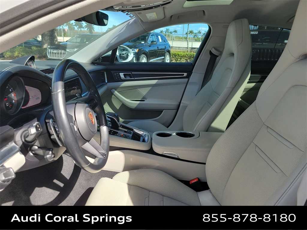 Thumbnail: 2022 Porsche Panamera - 19