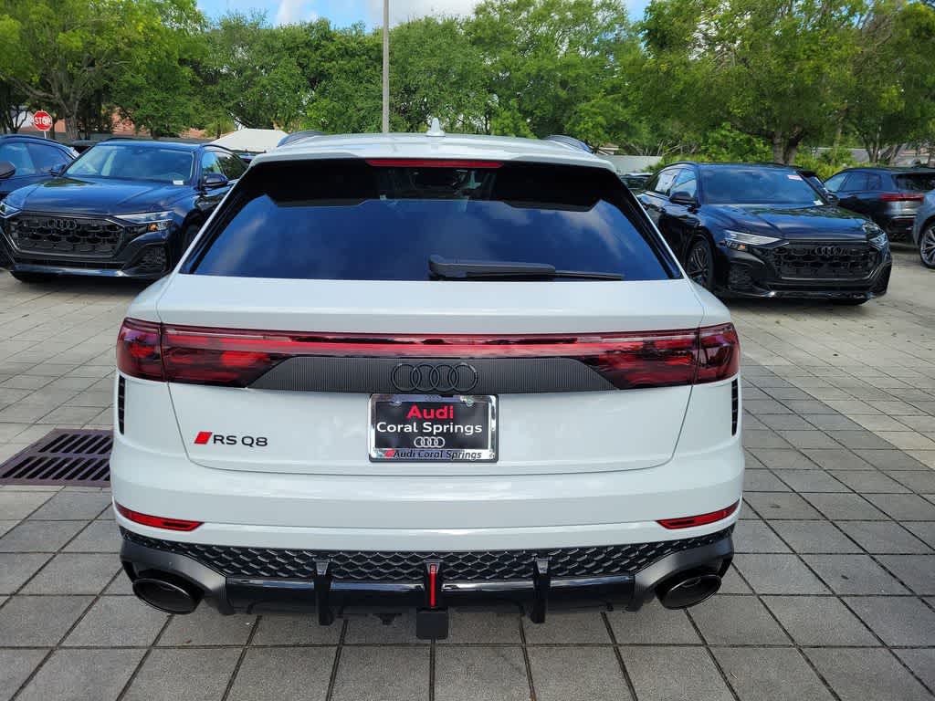 Thumbnail: 2026 Audi RS Q8 - 7