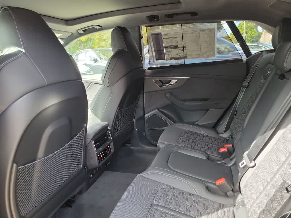 Thumbnail: 2026 Audi RS Q8 - 20