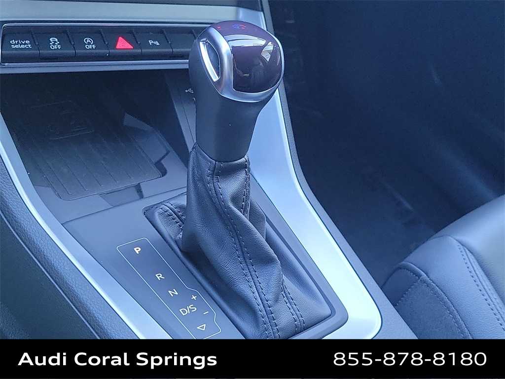 Thumbnail: 2024 Audi Q3 - 17