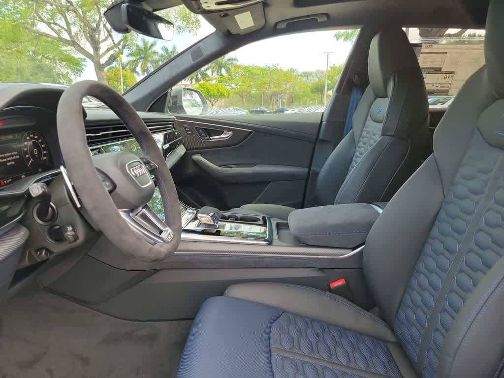 Thumbnail: 2026 Audi RS Q8 - 19