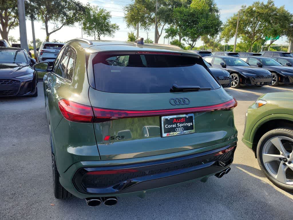 Thumbnail: 2026 Audi SQ5 - 3