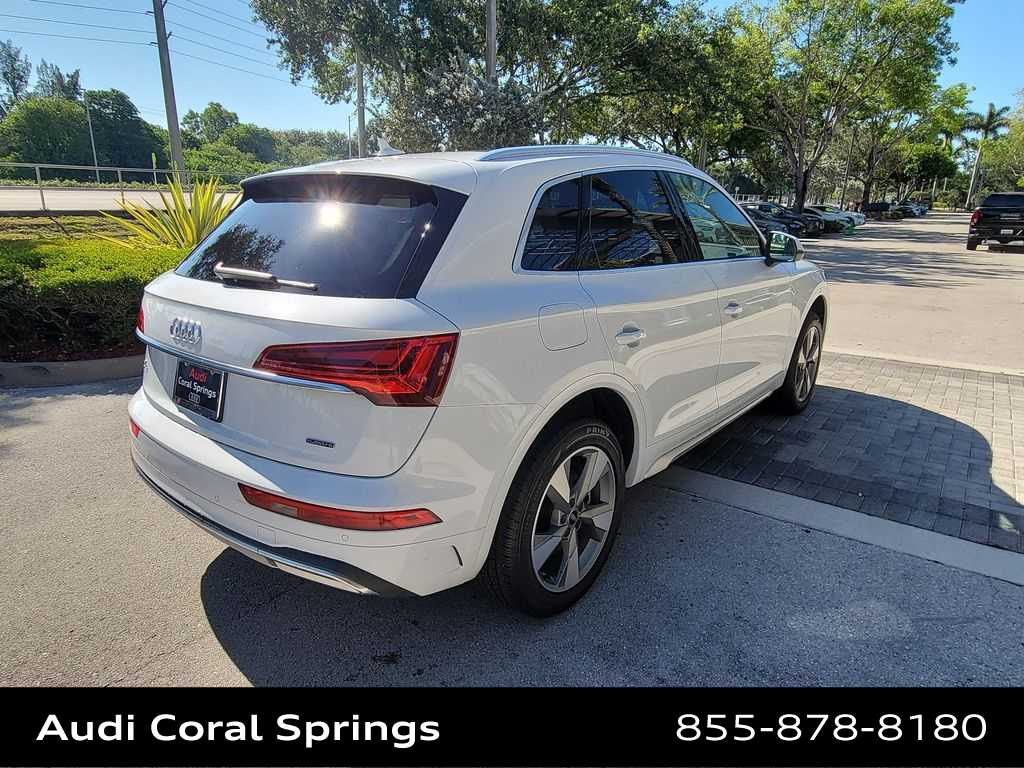 Thumbnail: 2023 Audi Q5 - 8