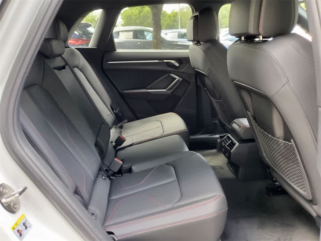 Thumbnail: 2025 Audi Q3 - 20