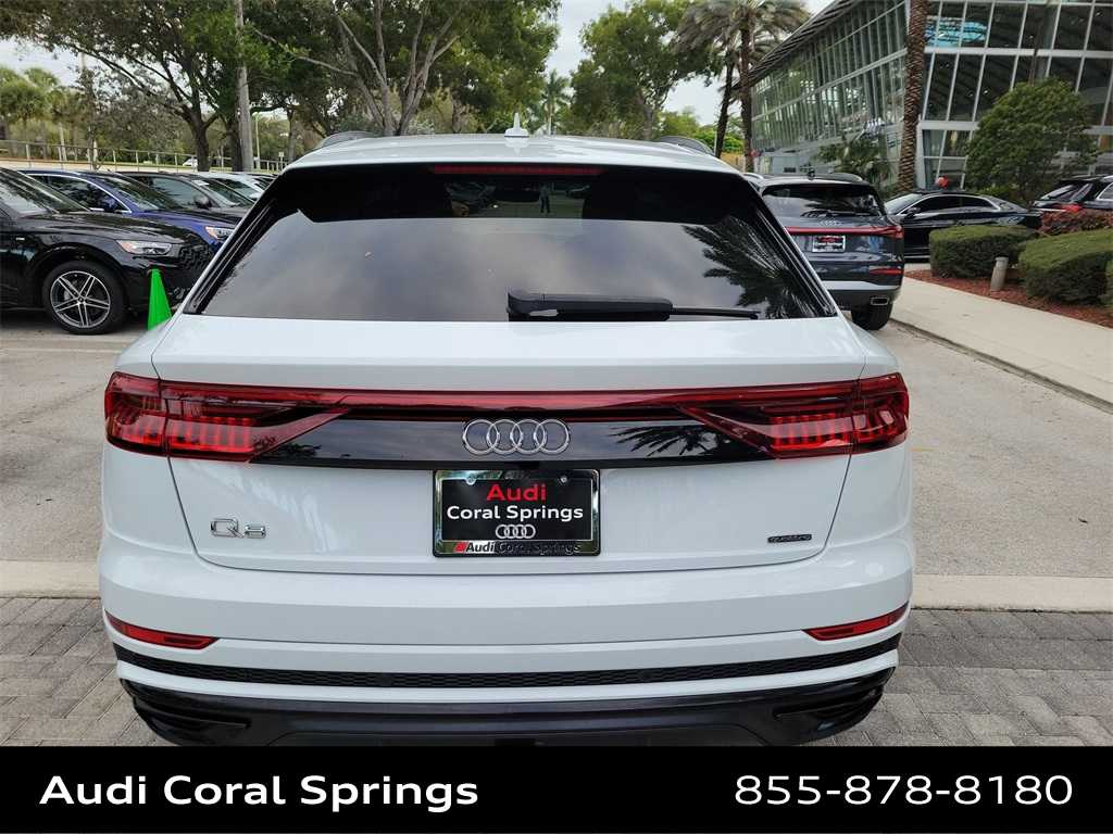 Thumbnail: 2020 Audi Q8 - 13