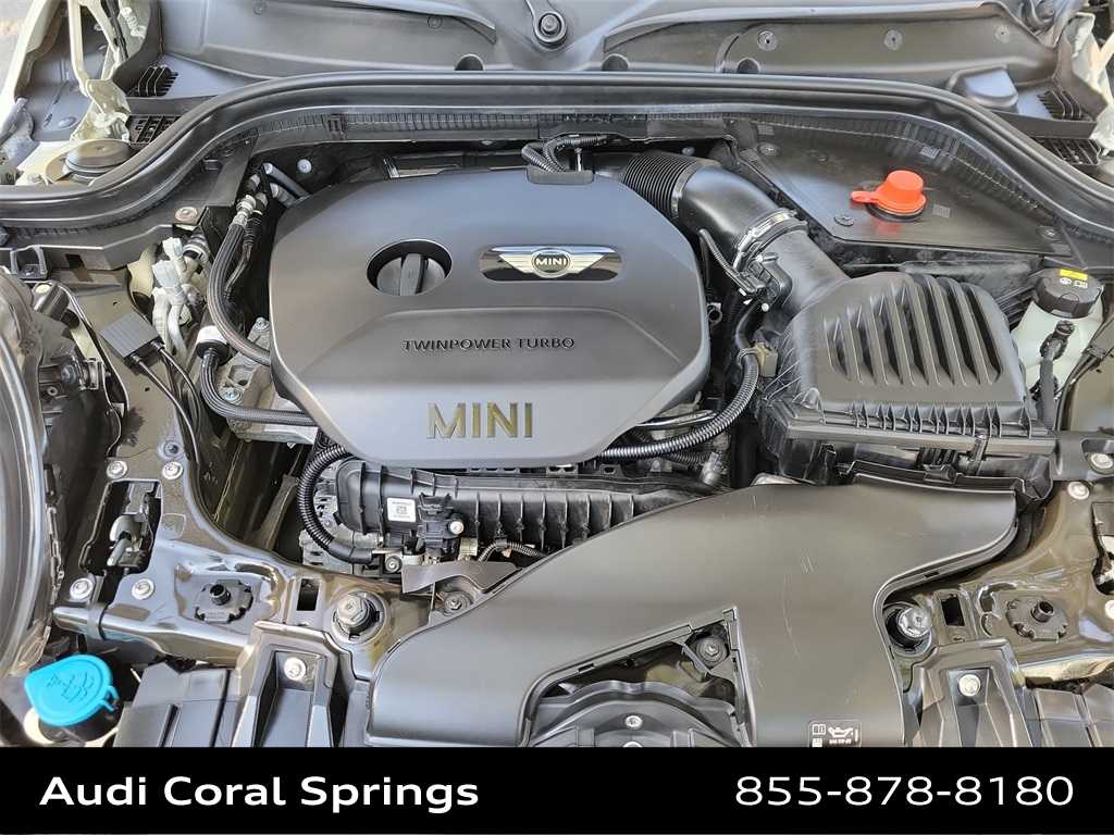 Thumbnail: 2018 MINI Cooper Hardtop - 17