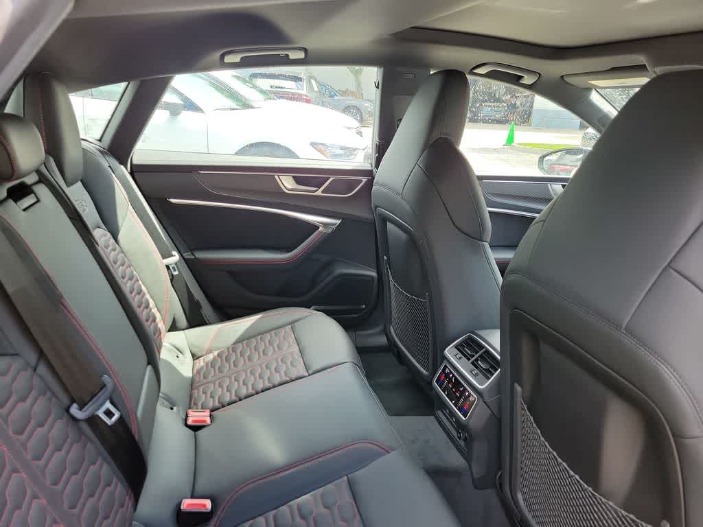 Thumbnail: 2026 Audi RS 7 - 13