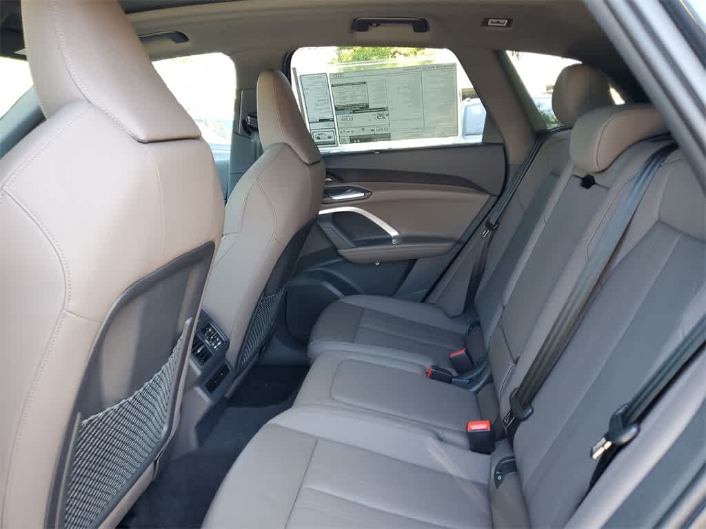 Thumbnail: 2025 Audi Q5 - 20