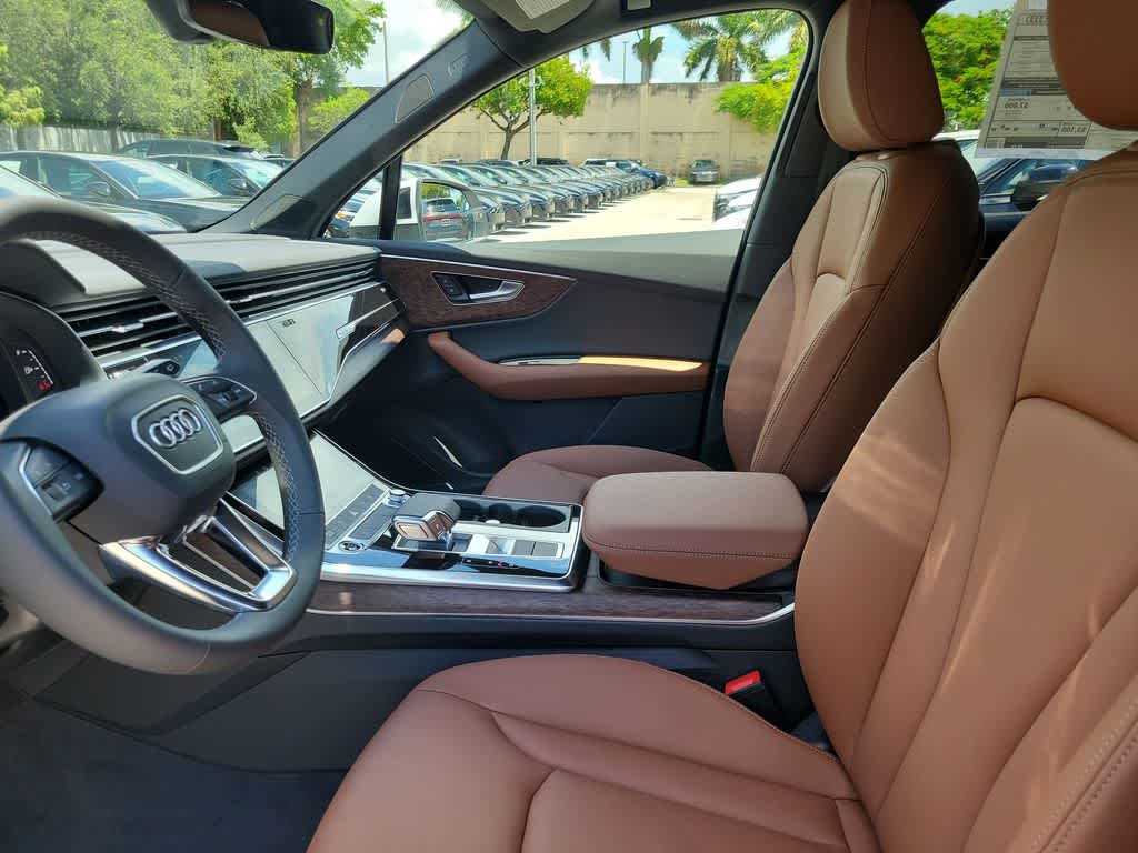 Thumbnail: 2026 Audi Q7 - 11