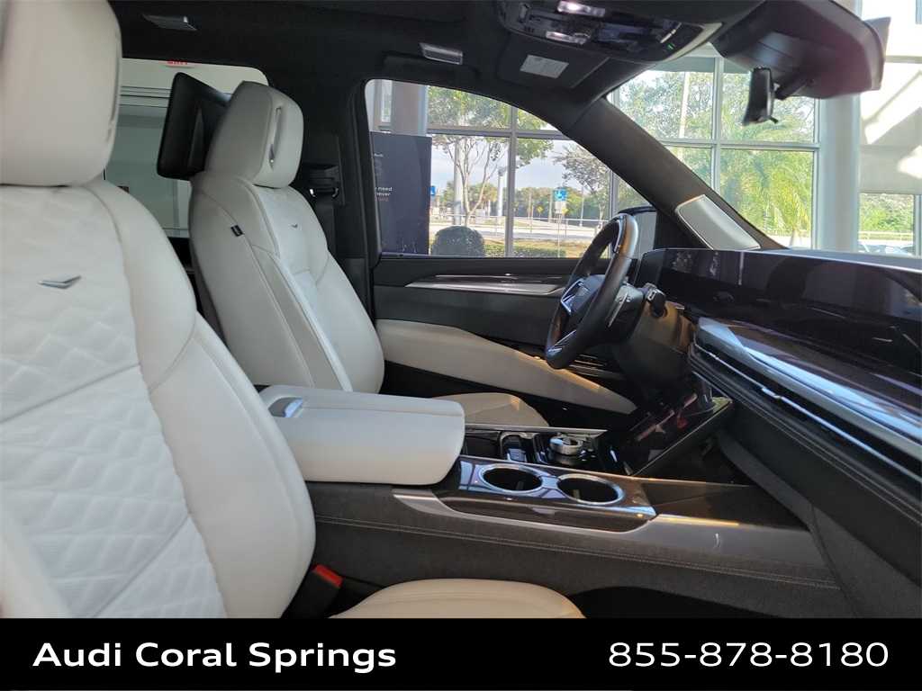 Thumbnail: 2025 Cadillac Escalade - 14