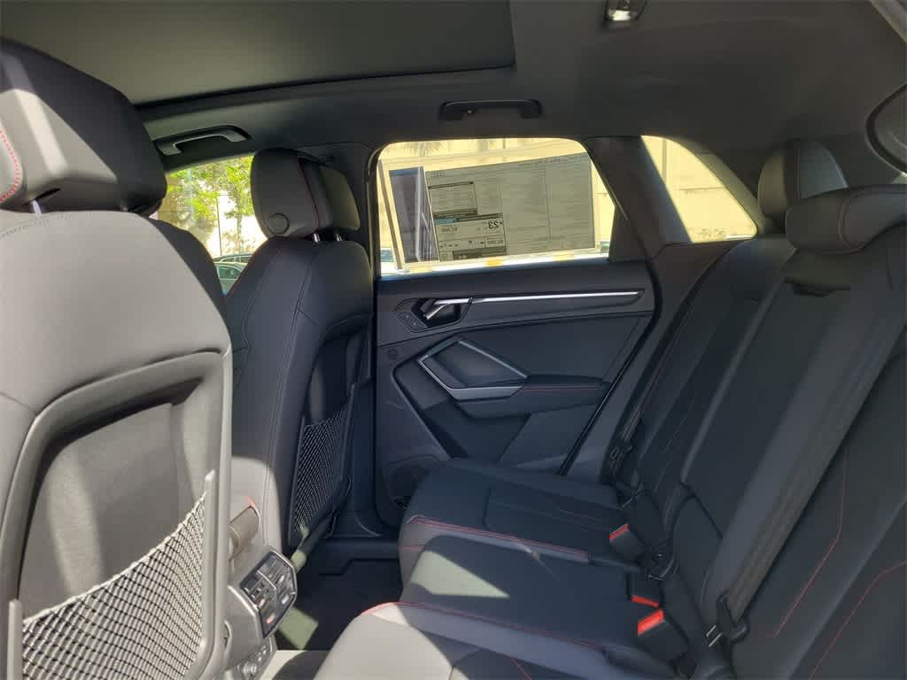 Thumbnail: 2025 Audi Q3 - 20