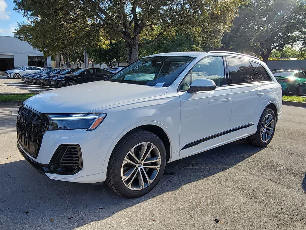 Thumbnail: 2026 Audi Q7 - 4