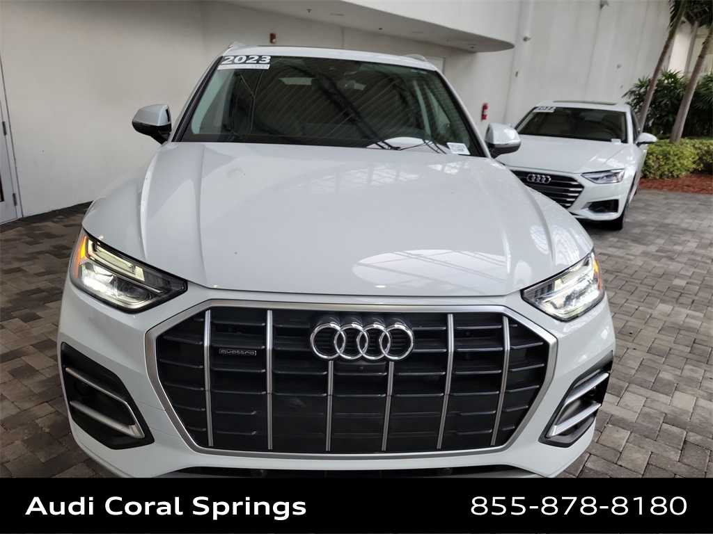 Thumbnail: 2023 Audi Q5 - 6