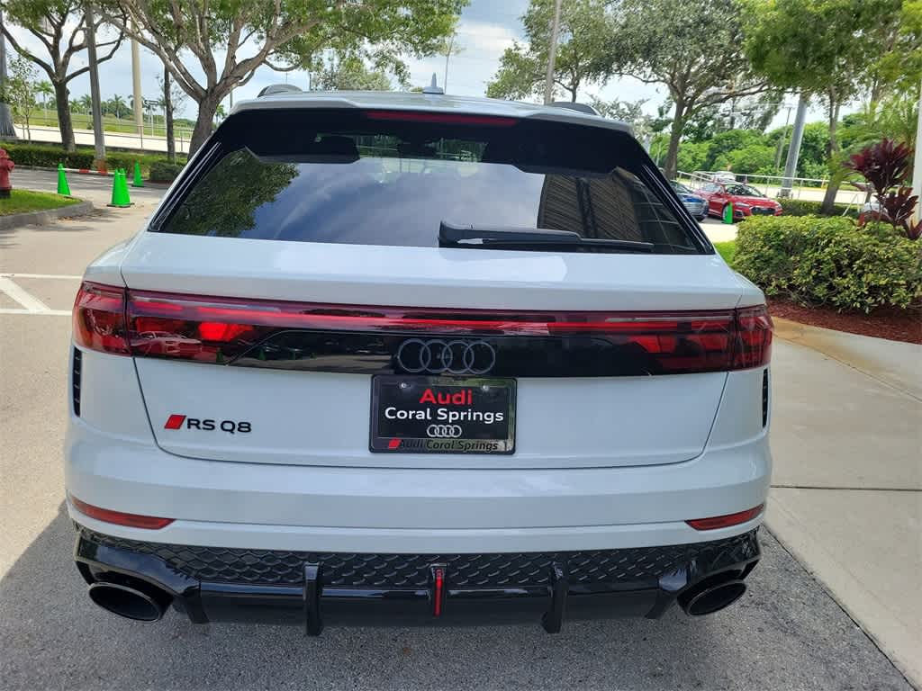Thumbnail: 2025 Audi RS Q8 - 7